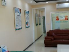 -海之声助听器 瑞士峰力直营中心(华麟大厦店)