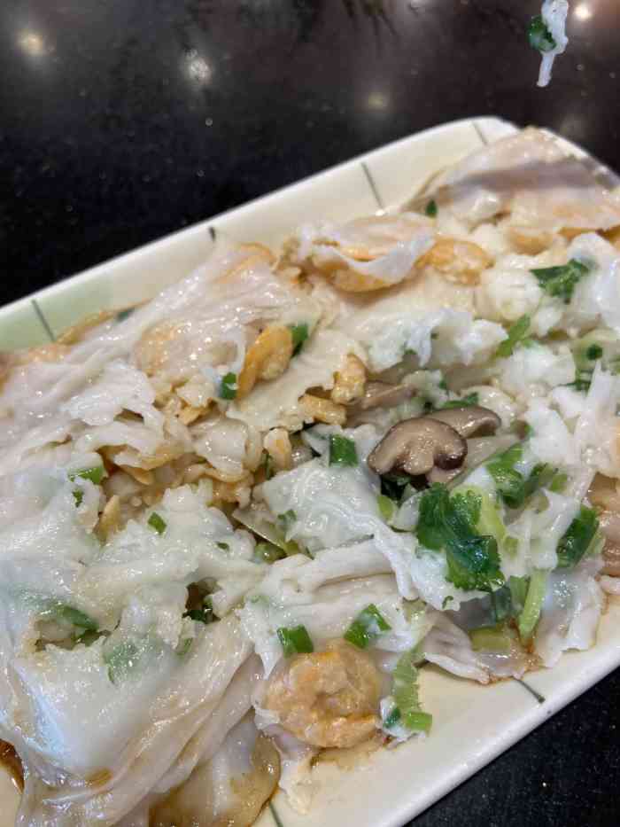 上回讲到,由祈福新村饮完早茶,本来去南沙十九诵食海鲜,但因为下很大