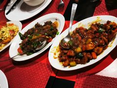 -Lake Shore Hotel & Restaurant