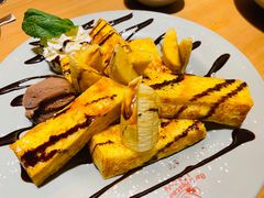 朱古力香蕉华夫饼-Lia Cafe Bar Restaurant松山咖啡屋