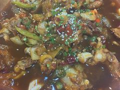 -虾弄弄海派小龙虾·牛羊蝎子火锅