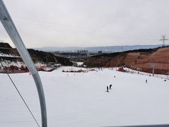 游乐设施-采薇庄园四季滑雪场