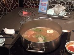 -捞王锅物料理(上海世茂广场店)