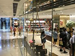 -VENCHI 闻绮(北京国贸商城店)