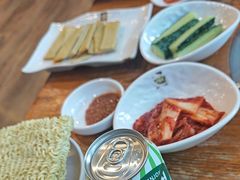 -喇喇排骨火锅·传统韩式脊骨汤(望京西园总店)