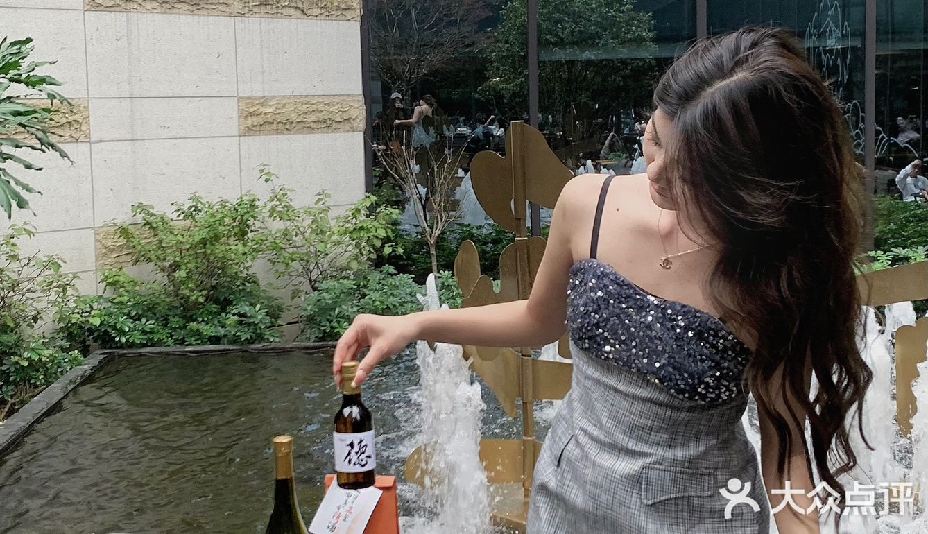 南宁探店｜暗黑系园林里不一样的“下午茶”