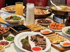 -炆艺乳鸽·煲仔饭大排档(望京来广营店)
