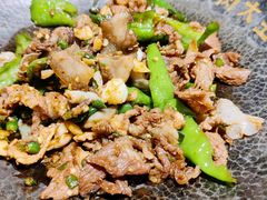 -费大厨辣椒炒肉(黄兴中心广场店)