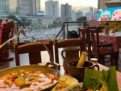 -老滇山寨•云南特色菜•地方菜•民族风情歌舞表演(金碧店)