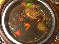 -苹果树下艺术餐厅(宋庄店)