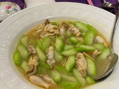 丝瓜苹果炒黄蚬子-惠食佳·朱雀(东方商厦店)