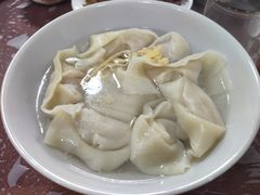 刀鱼馄饨-老半斋(福州路店)