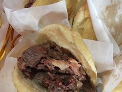 -闫家驴肉老店(华电一校店)