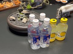 -忆江南·临江鱼馆