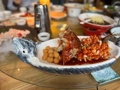 -吴越荣记苏州菜·松鼠桂鱼(月光码头店)