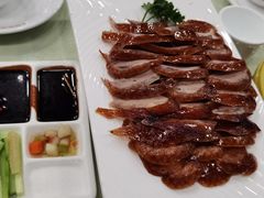 精品烤鸭-东四民芳餐厅(世茂工三店)