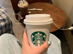 -星巴克(武汉江夏中百广场店)