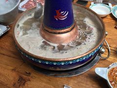 -毛辣果·贵州红酸汤牛肉火锅(西单店)