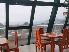 -四月吧餐厅(正阳步行街店)