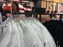 -NIKE上海青浦优选体验店