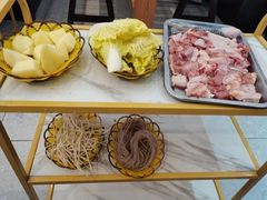 -铁锅年代地锅鸡•铁锅炖大鹅(黄家湖店)