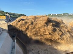 -黄河小浪底水利枢纽风景区