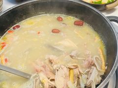 -汤宴·参须肚包鸡(南京路店)