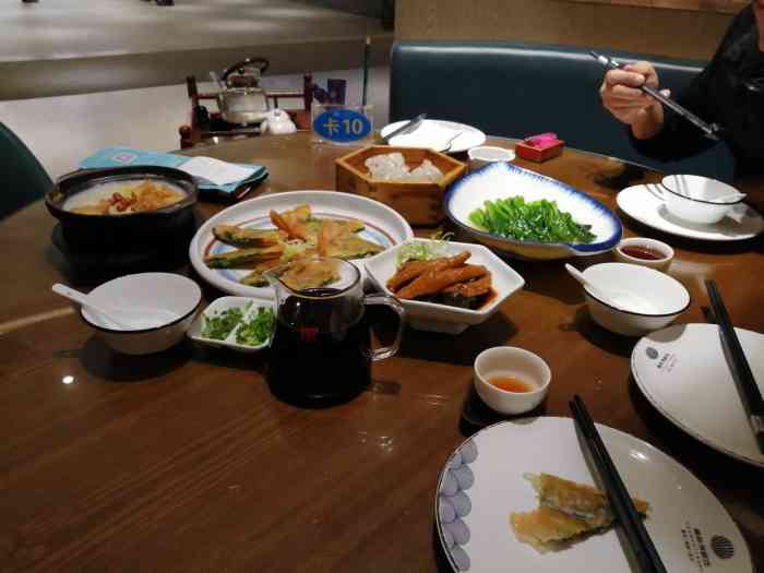 椰林海鲜坊(麻涌店)-"[薄荷]环境:一楼卡座感觉挺好的,因为来.