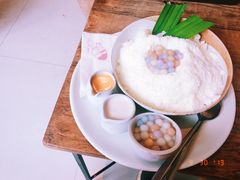 咸蛋黄冰-Cheevit Cheeva(Sirimangkalajarn)