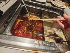 -海底捞火锅(关山保利店)