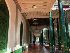 -艾提尕尔清真寺