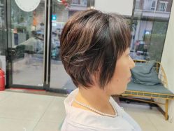 -东方美妍小鹏造型