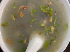 -建国蚵煎蚵面