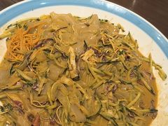 -那家老院子东北菜·饺子·小鸡炖蘑菇(艳华街店)