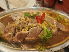 -Neary Khmer Restaurant