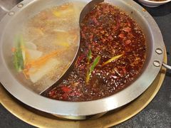 -沸炉重庆老火锅(军事博物馆店)