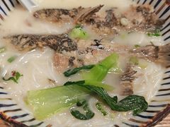 -鲜越鲜鱼粉(财富购物中心店)