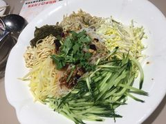 -老码头黑皮肘子锅包肉(赣水路店)