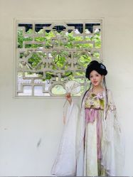 -一揽芳华汉服旗袍体验馆(拙政园店)