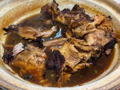 -老码头黑皮肘子锅包肉(赣水路店)