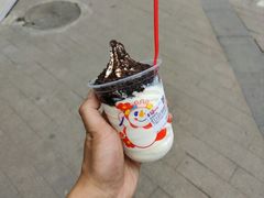 奥利奥雪王大圣代-蜜雪冰城(百草路店)