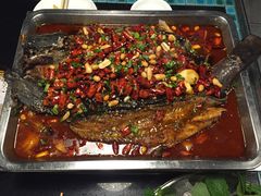 -鸣记脆皮烤鱼·海鲜烤鱼(三八广场店)