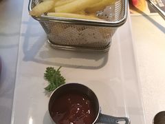 -豪客来牛排(华创国际广场店)