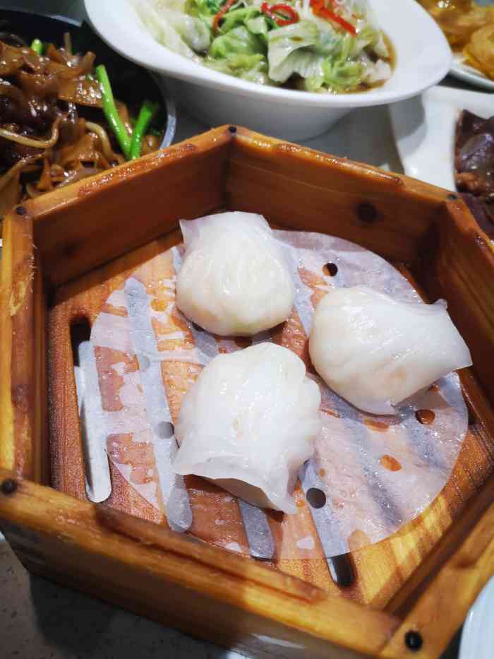 虾饺王广东小美食(哈西万达广场店)-"哈尔滨的广东小吃也是吃的七七八