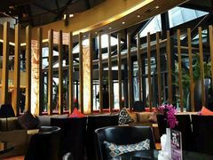 -上海滴水湖皇冠假日酒店