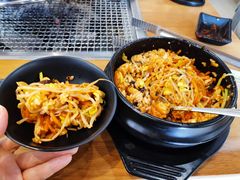 -肉甲韩国木炭烤肉(新壹街1店)