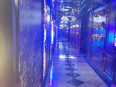 -好乐迪(张扬路八佰伴店)