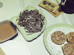-羊家胡同·龙虾烧烤火锅(龙汇路店)