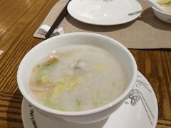-彩蝶谷美食廊·粤式经典南番顺·铁板烧烤泰风味(广州长隆酒店)