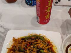 -江城燕子大排档(江汉路步行街店)